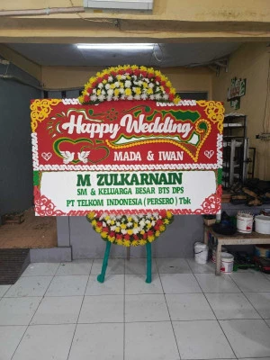 Papan Bunga di Grand Wisata Bekasi